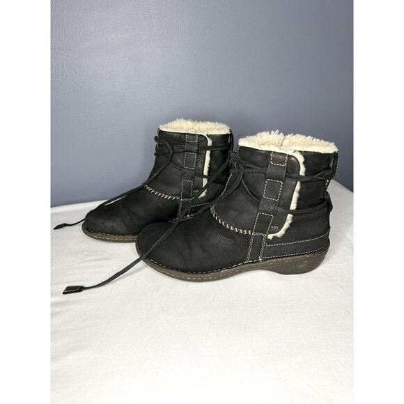 UGG Australia Cove Boots Womens Size 8 Black Sheepskin Lined Leather Ankle - Picture 13 of 16